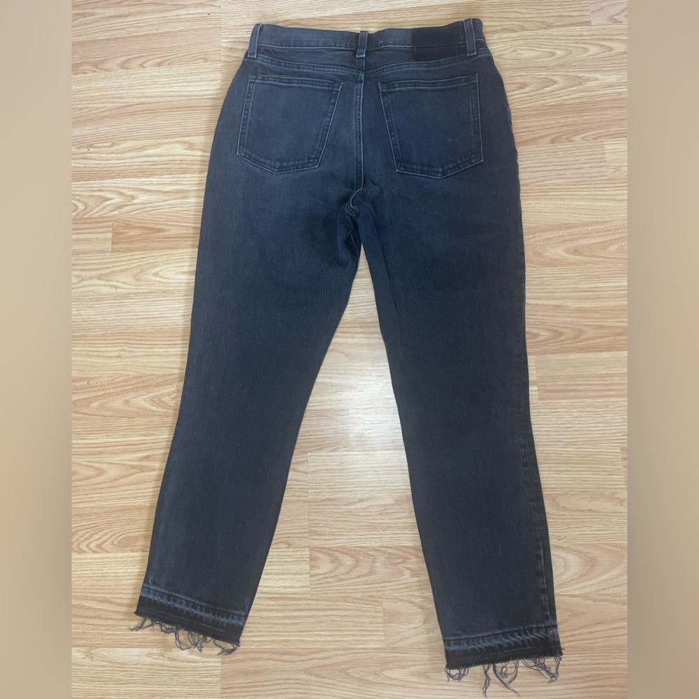 SOLD- NOT FOR SALE Abercrombie & Fitch Jeans Raw Hem Size 8 - Picture 4 of 5